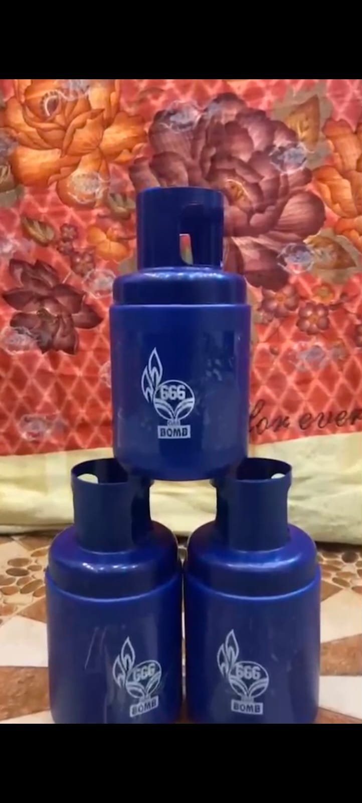 CYLINDER BOMB